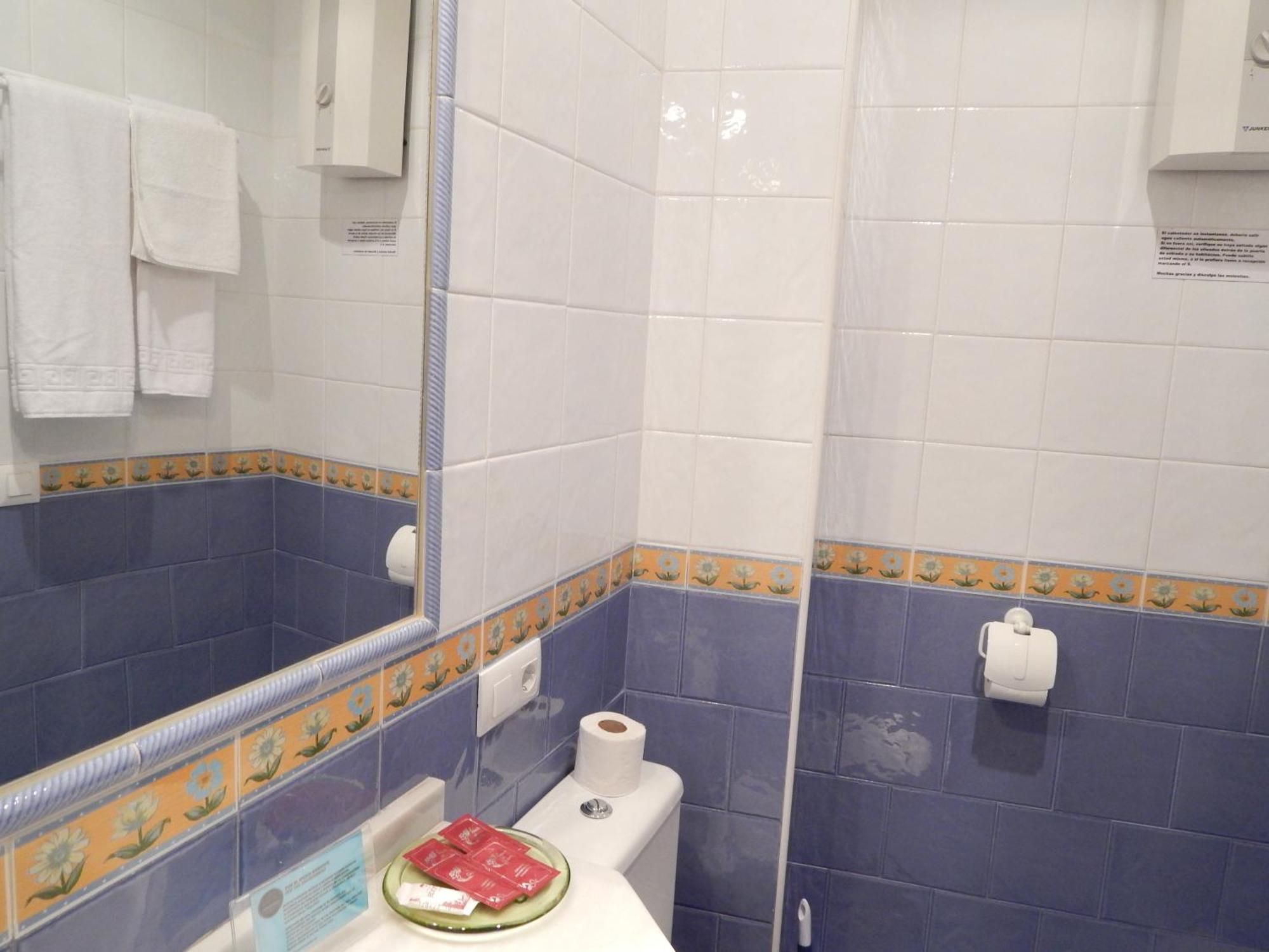 Hotel Cortijo Los Gallos Чиклана-де-ла-Фронтера Номер фото