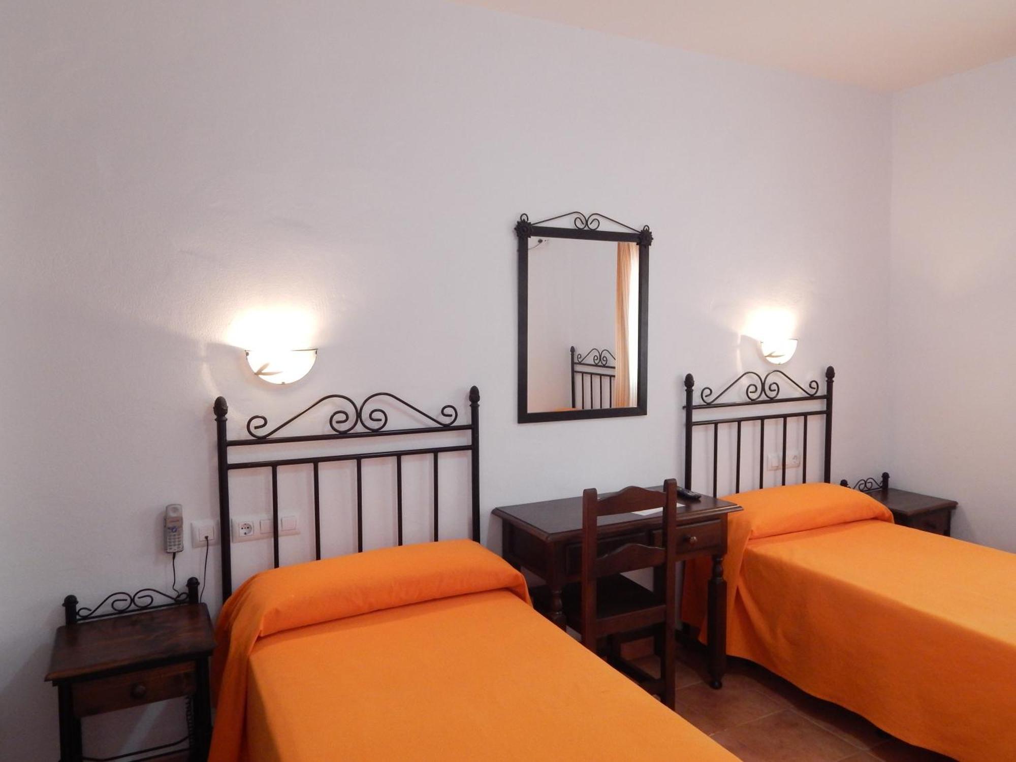 Hotel Cortijo Los Gallos Чиклана-де-ла-Фронтера Номер фото