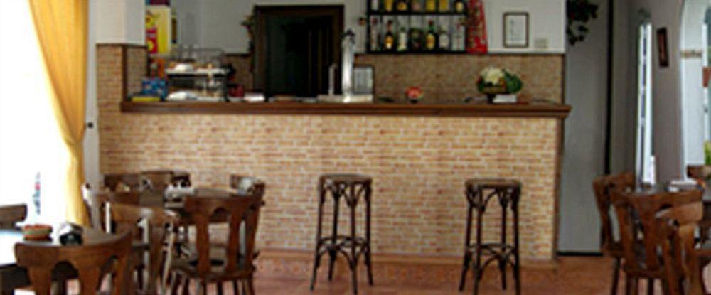 Hotel Cortijo Los Gallos Чиклана-де-ла-Фронтера Экстерьер фото