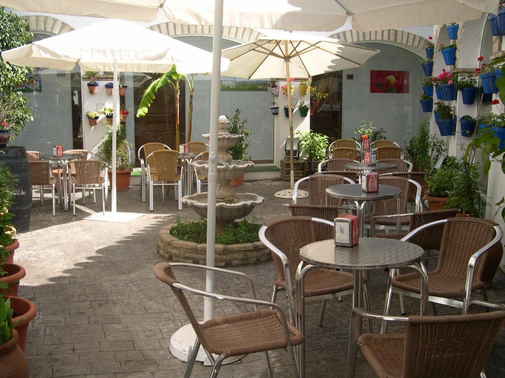 Hotel Cortijo Los Gallos Чиклана-де-ла-Фронтера Экстерьер фото