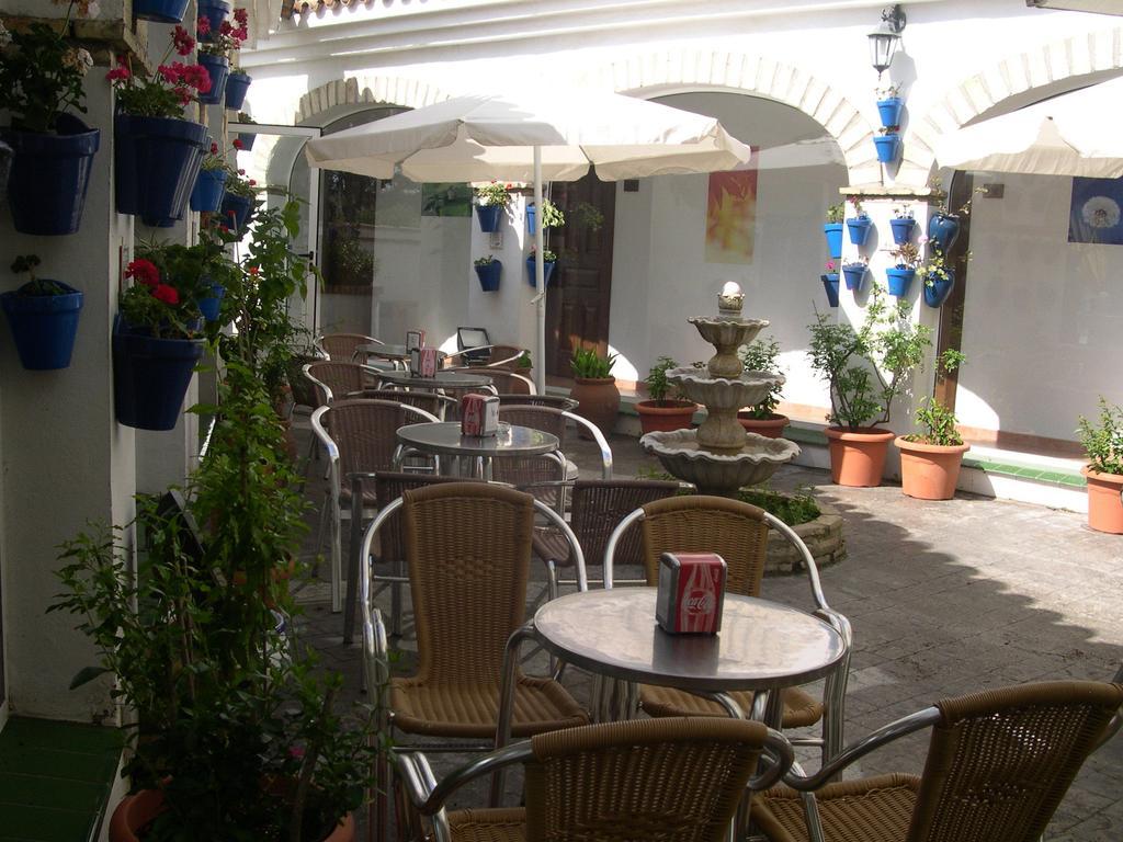 Hotel Cortijo Los Gallos Чиклана-де-ла-Фронтера Экстерьер фото