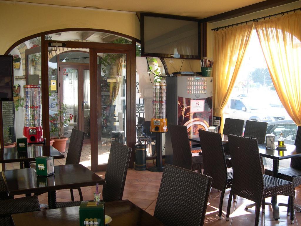 Hotel Cortijo Los Gallos Чиклана-де-ла-Фронтера Экстерьер фото