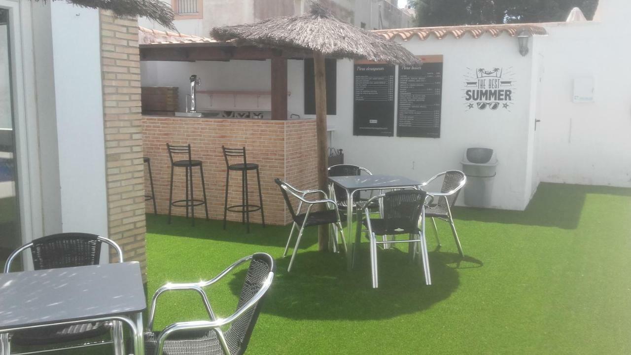 Hotel Cortijo Los Gallos Чиклана-де-ла-Фронтера Экстерьер фото